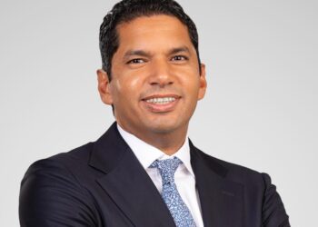إي اف چي هيرميس تعلن إتمام خدماتها الاستشارية في صفقة بيع أسهم “موبكو” بقيمة 2.45 مليار جنيه