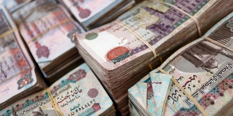 لتصل إلى 9.4 تريليون جنيه.. الودائع بالعملة المحلية لدى البنوك ترتفع 135.4 مليار جنيه خلال نوفمبر